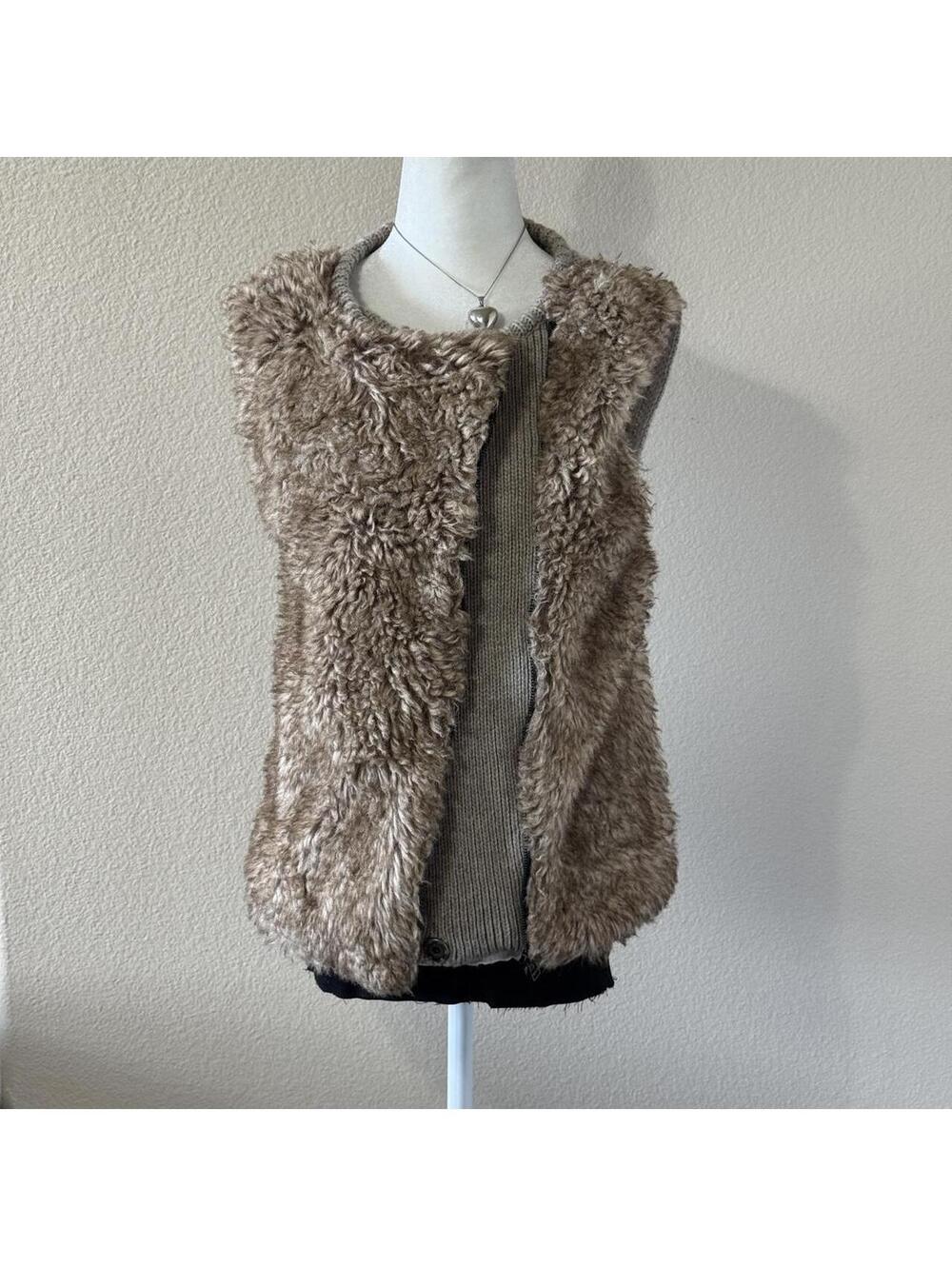 ੈ✩‧₊˚faux fur brown asymmetrical zip up wool blend jacket vest